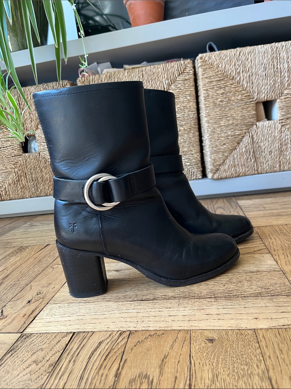 Frye Black Leather Mid-Calf Block Heel Boots with Silver Ring